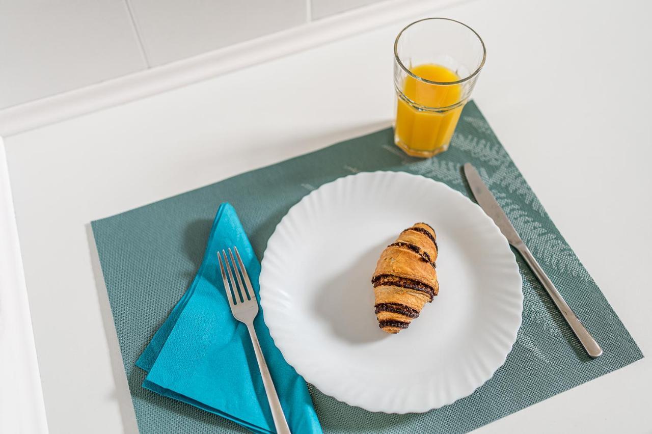 Sunny Dots Apartment - Free Parking! Budapest Extérieur photo