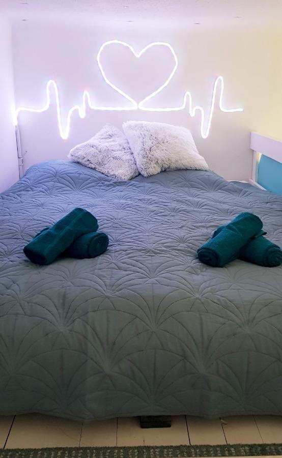 Sunny Dots Apartment - Free Parking! Budapest Extérieur photo